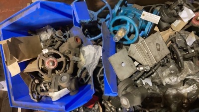 Box of various/miscellaneous valves and other components as lotted - 6